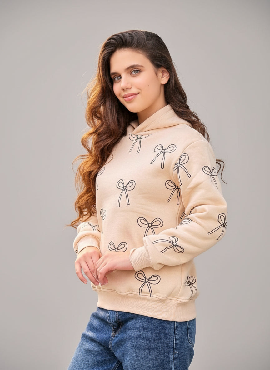 Girls Winter Outfit Beige – Hoodie with Bow Print & Wide Leg Jeans