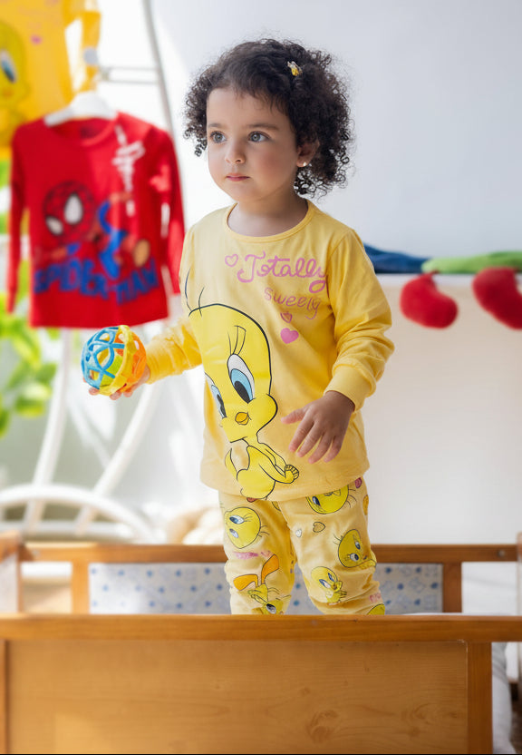Girls’ Autumn Pjs – Yellow Tweety – 10850